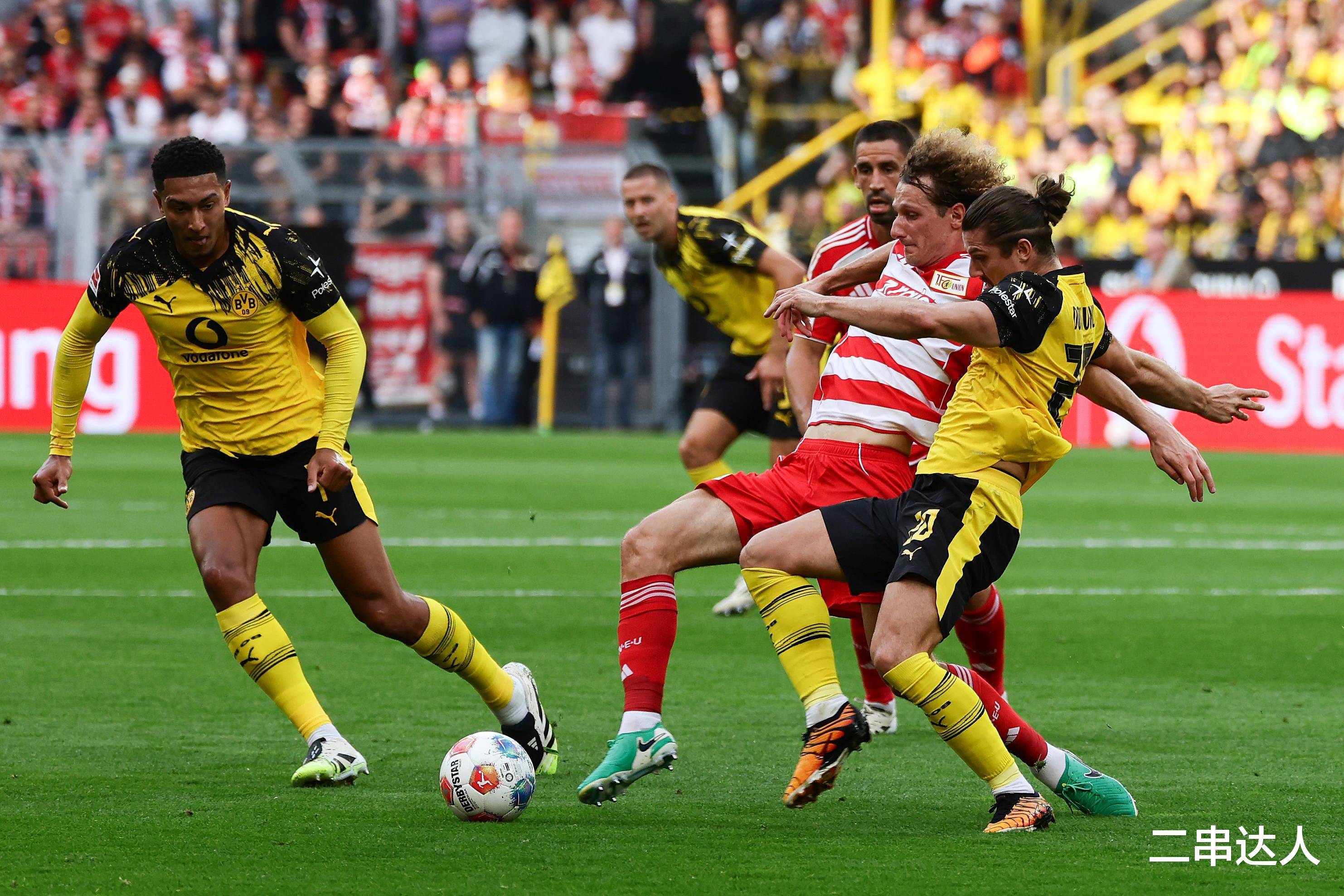 集结日多特蒙德备战西甲，外线爆发细节曝光，气氛紧张，团队化学反应显著(德甲拜仁vs多特蒙德回放)-开元体育平台