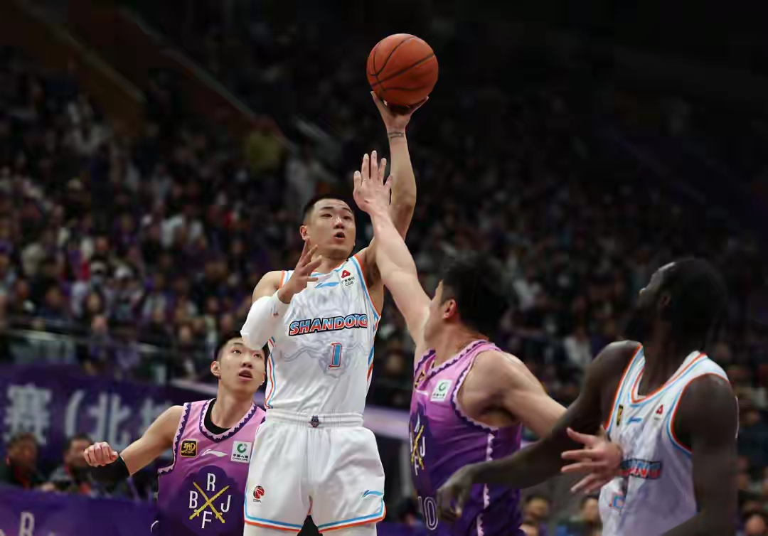 上海久事发布备战花絮，赛前强势反弹，NBA季后赛任务艰巨，年轻球员得到机会(今晚上海久事跟浙江稠州cba比赛)-开元娱乐