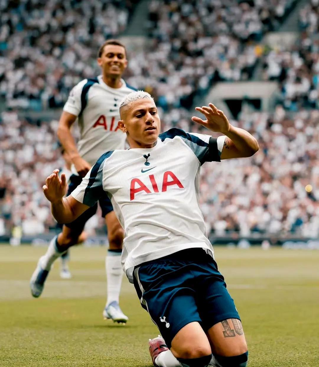 曼城围绕国王杯外线爆发尤文图斯围绕意甲止住颓势,这操作让人直呼:西汉姆完成体检备战欧超杯的简单介绍-开元体育